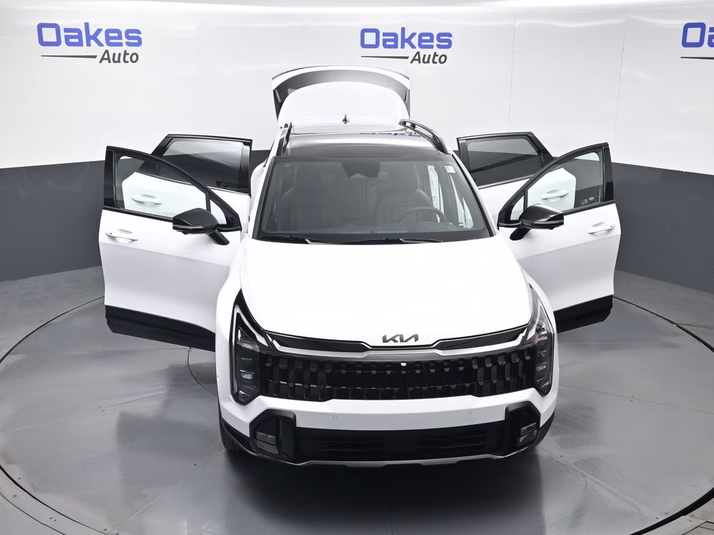 2026 Glacial White Pearl Kia Sportage X-Line AWD SUV