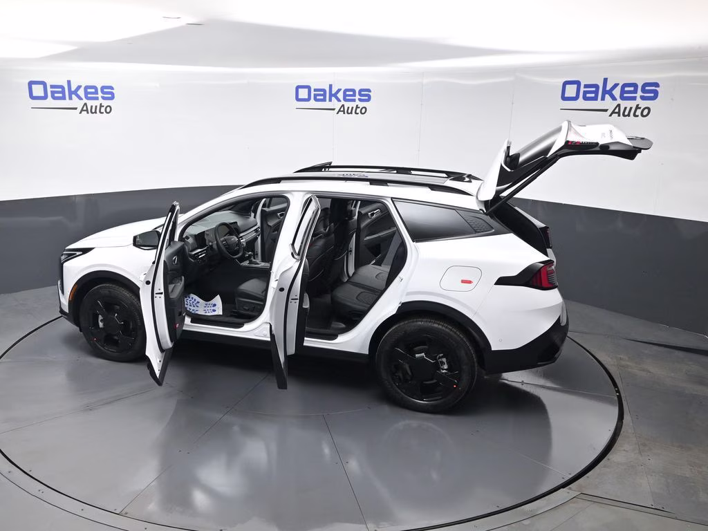 2026 Glacial White Pearl Kia Sportage X-Line AWD SUV