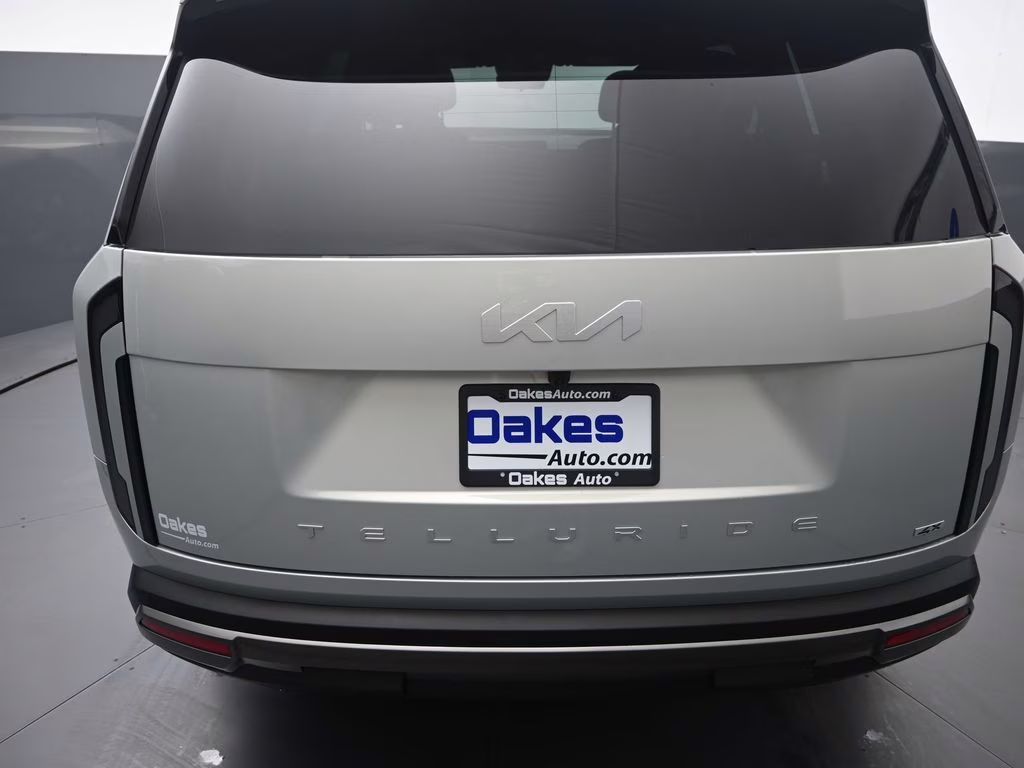 2027 Ivory Silver Kia Telluride S AWD SUV