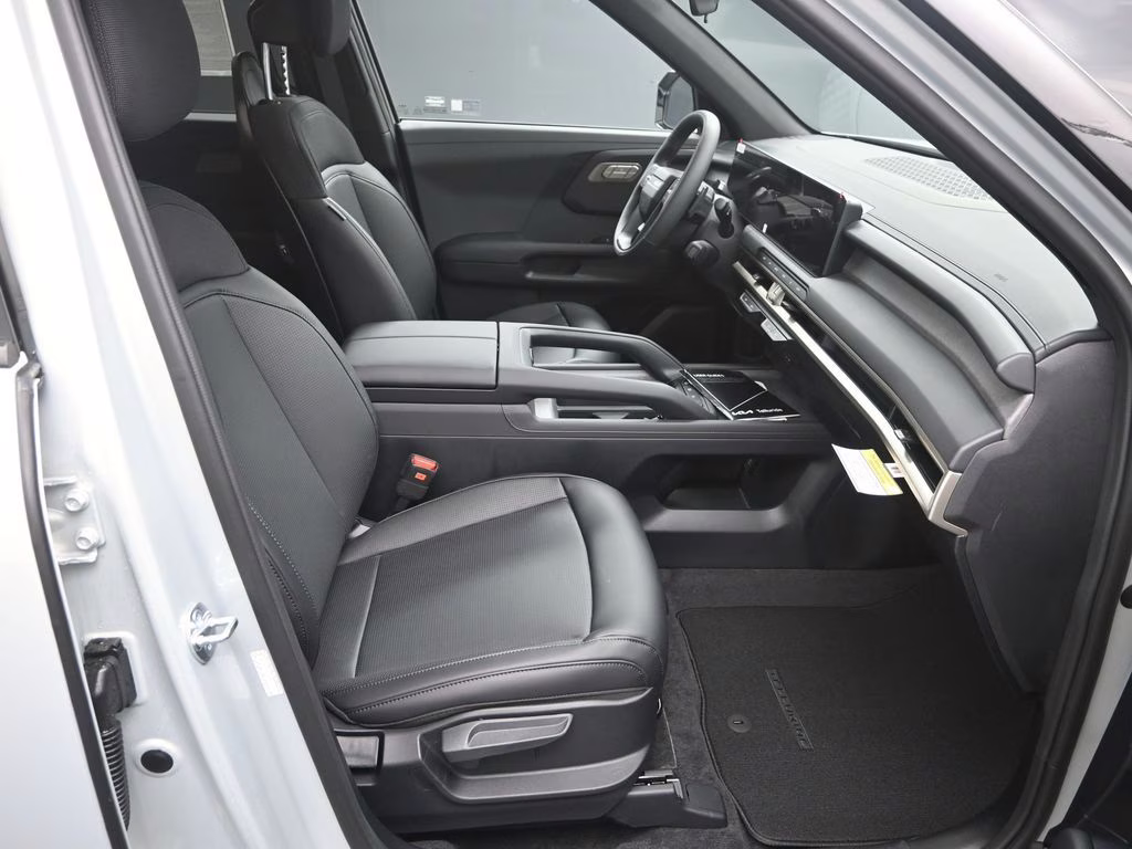 2027 Ivory Silver Kia Telluride S AWD SUV