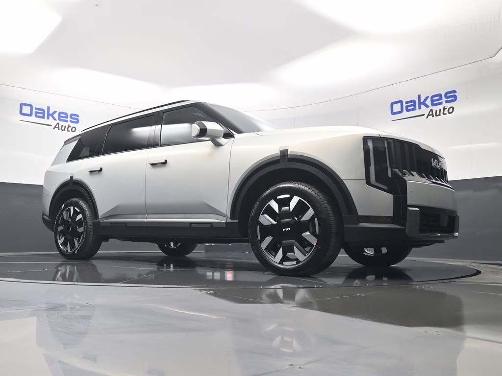 2027 Ivory Silver Kia Telluride S AWD SUV