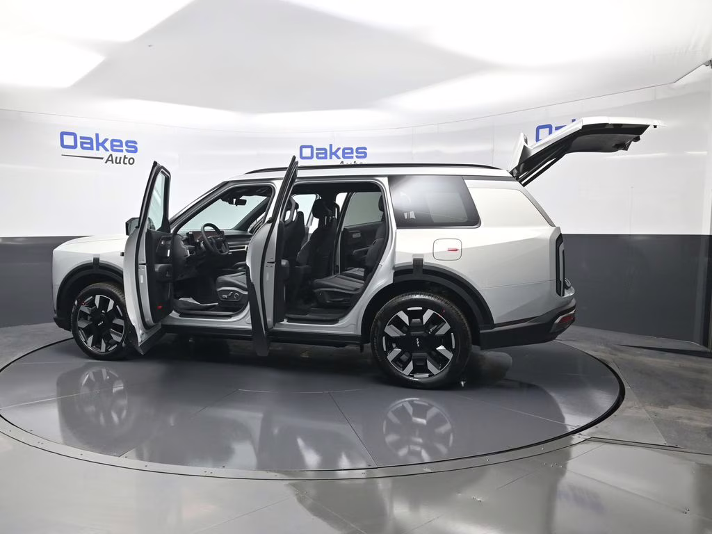 2027 Ivory Silver Kia Telluride S AWD SUV