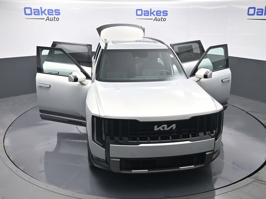 2027 Ivory Silver Kia Telluride S AWD SUV