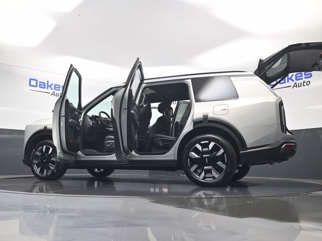 2027 Ivory Silver Kia Telluride S AWD SUV