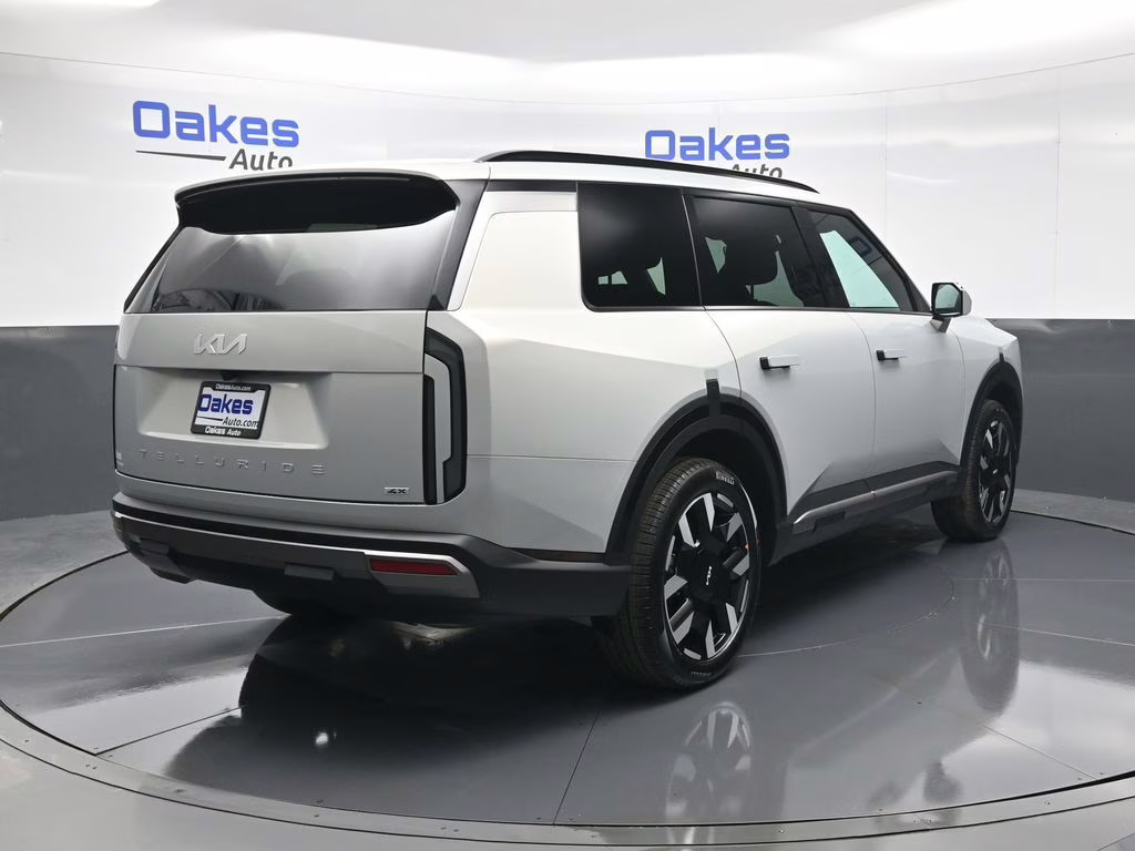 2027 Ivory Silver Kia Telluride S AWD SUV