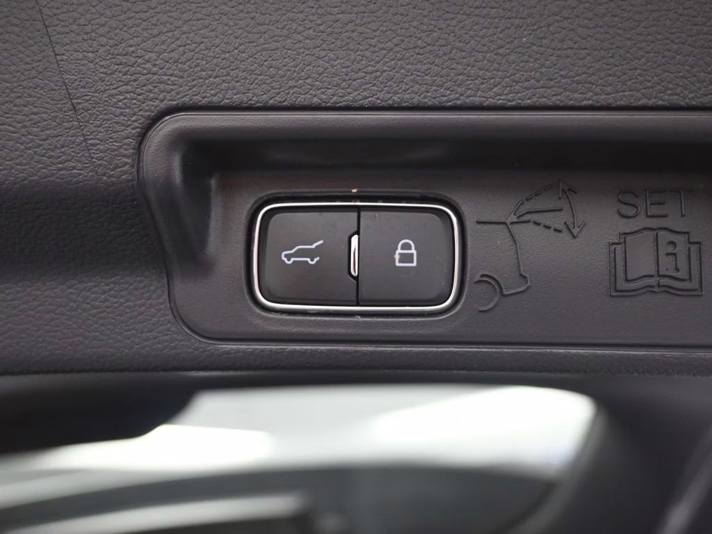 2025 Gray Metallic Ford Explorer ST-Line 4X4 SUV