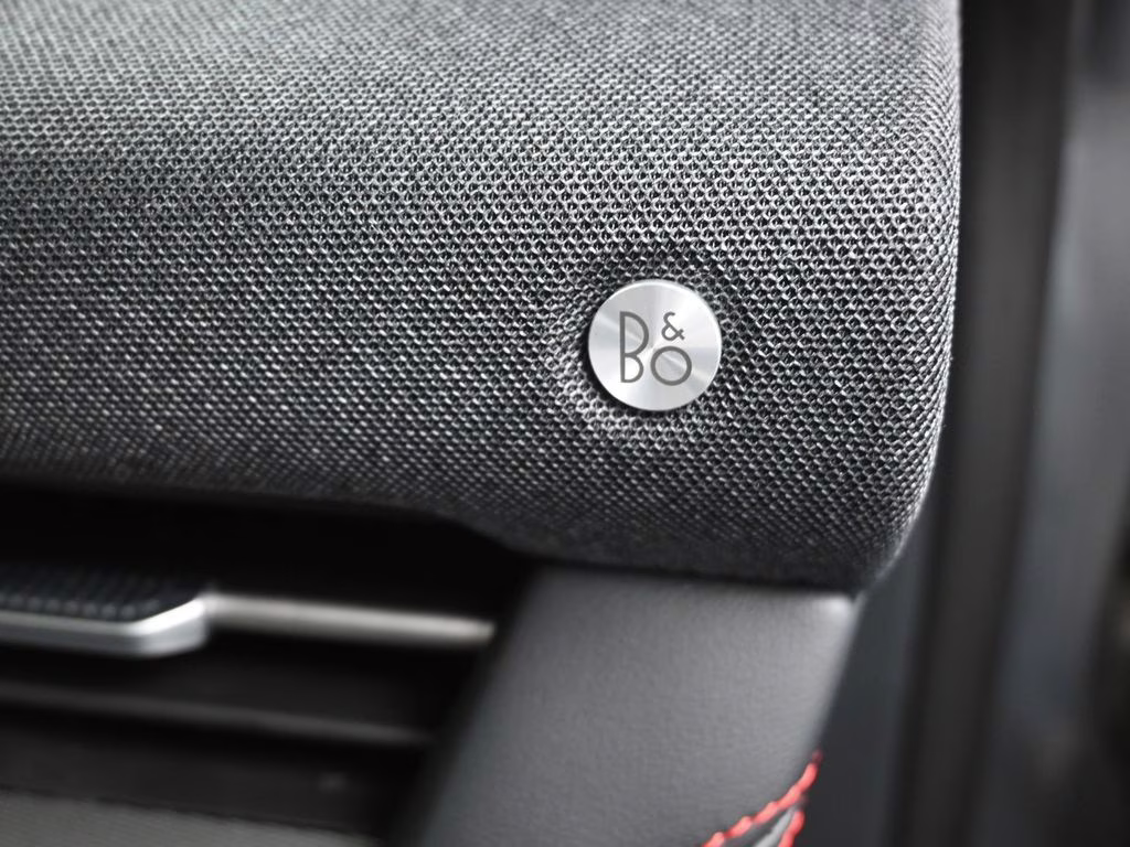 2025 Gray Metallic Ford Explorer ST-Line 4X4 SUV