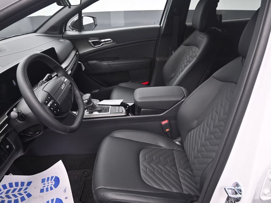 2026 Glacial White Pearl Kia Sportage X-Line AWD SUV