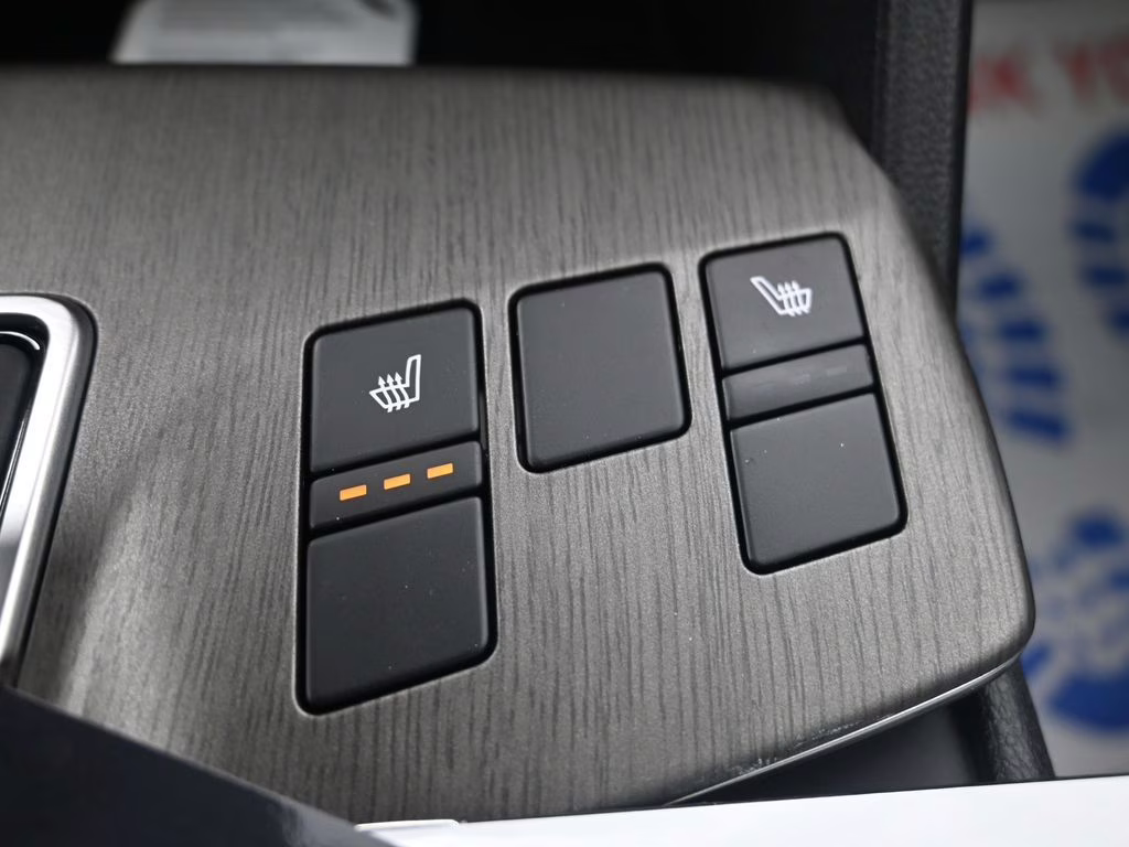 2026 Glacial White Pearl Kia Sportage X-Line AWD SUV