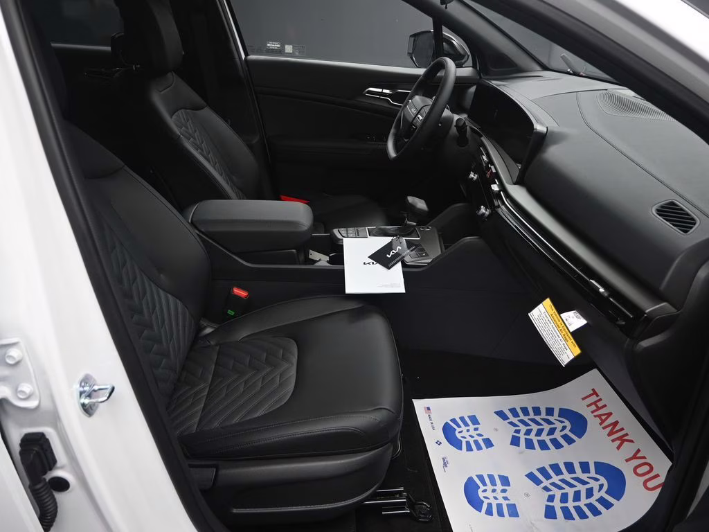 2026 Glacial White Pearl Kia Sportage X-Line AWD SUV