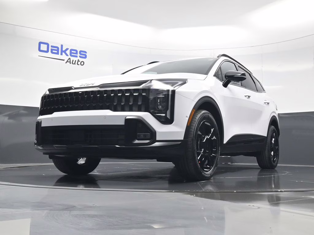 2026 Glacial White Pearl Kia Sportage X-Line AWD SUV
