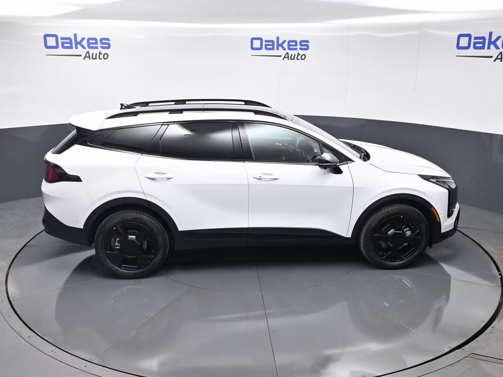 2026 Glacial White Pearl Kia Sportage X-Line AWD SUV
