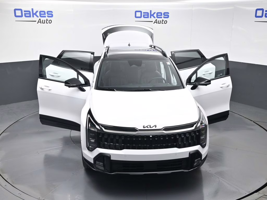 2026 Glacial White Pearl Kia Sportage X-Line AWD SUV