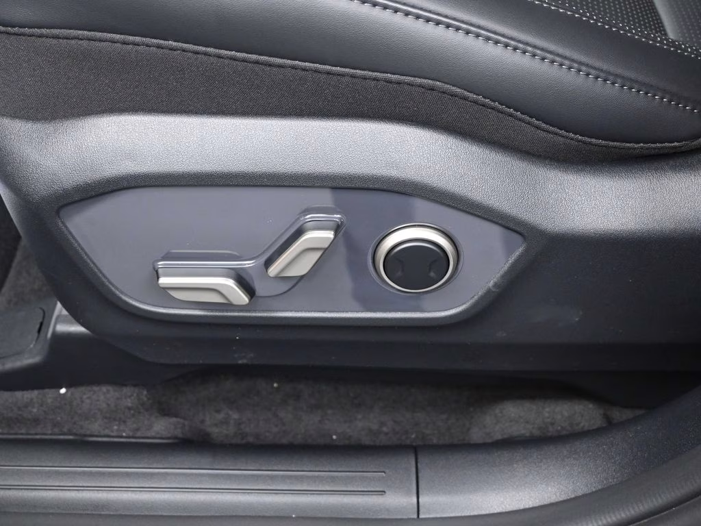 2027 Ivory Silver Kia Telluride S AWD SUV