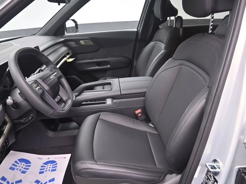 2027 Ivory Silver Kia Telluride S AWD SUV