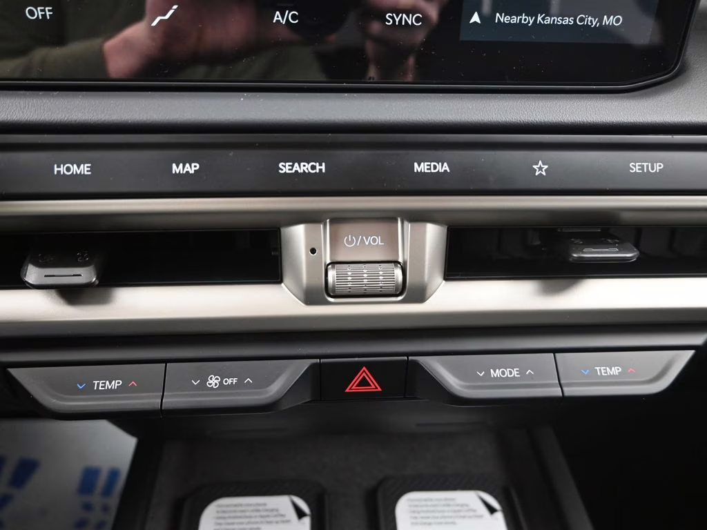 2027 Ivory Silver Kia Telluride S AWD SUV