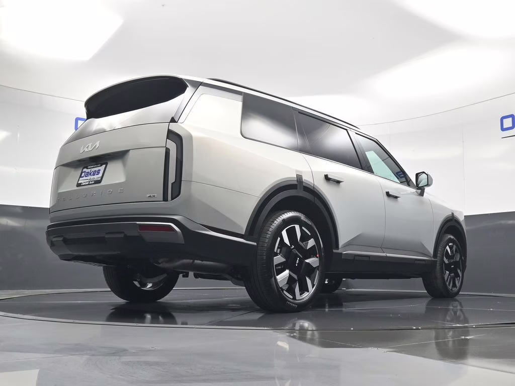 2027 Ivory Silver Kia Telluride S AWD SUV
