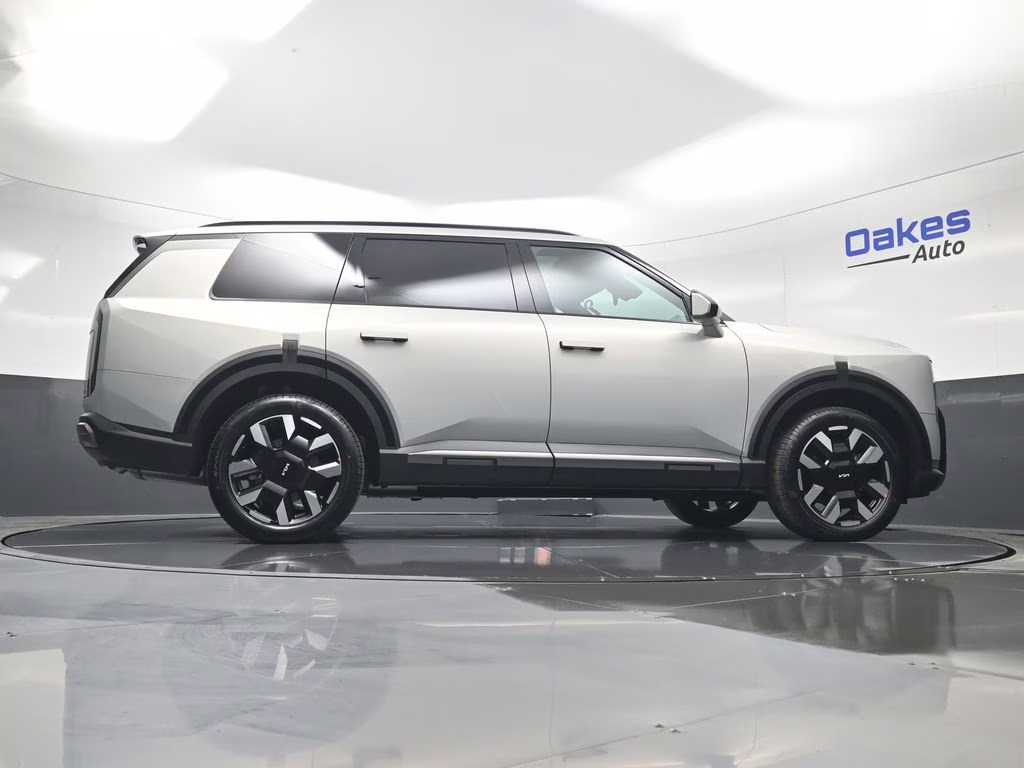 2027 Ivory Silver Kia Telluride S AWD SUV