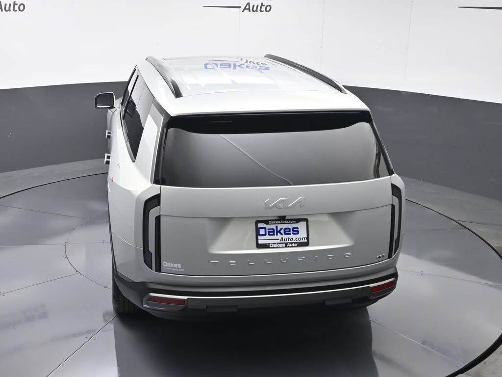 2027 Ivory Silver Kia Telluride S AWD SUV