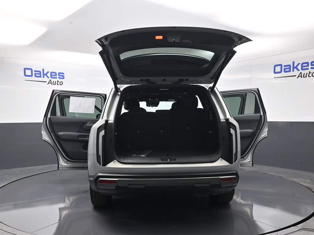 2027 Ivory Silver Kia Telluride S AWD SUV