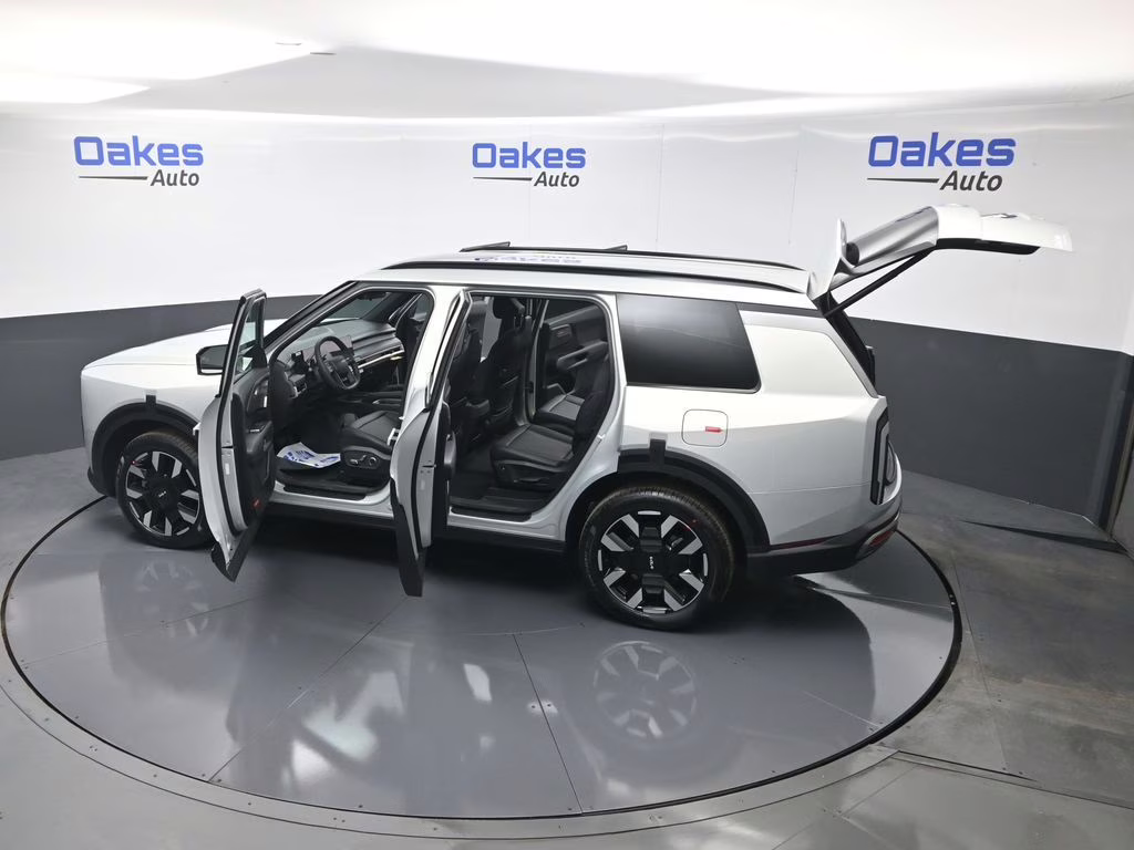 2027 Ivory Silver Kia Telluride S AWD SUV