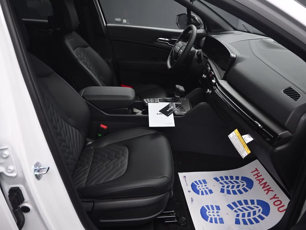 2026 Glacial White Pearl Kia Sportage X-Line AWD SUV