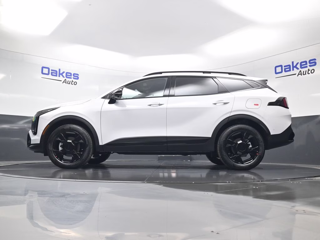 2026 Glacial White Pearl Kia Sportage X-Line AWD SUV