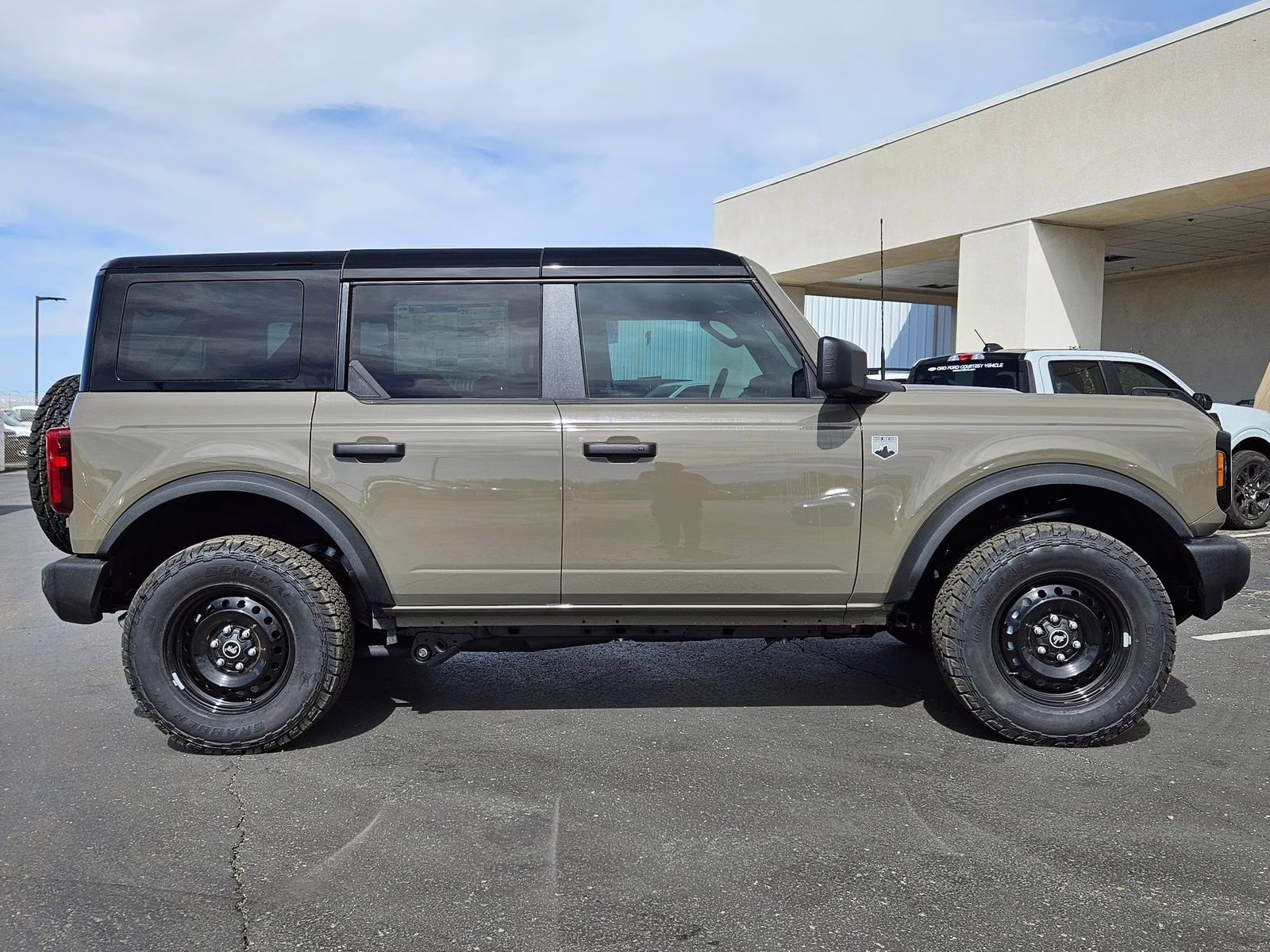 2026 Gray Ford Bronco Big Bend 4X4 SUV