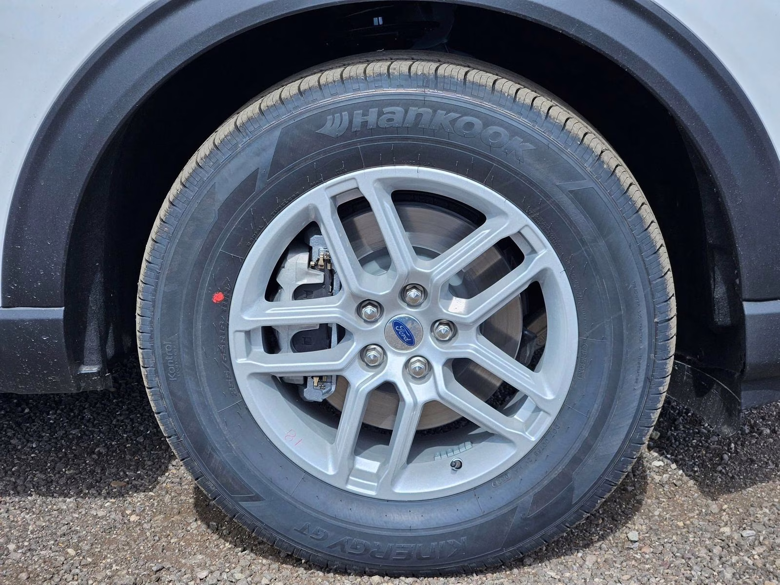 2026 White Metallic Ford Explorer Active RWD SUV