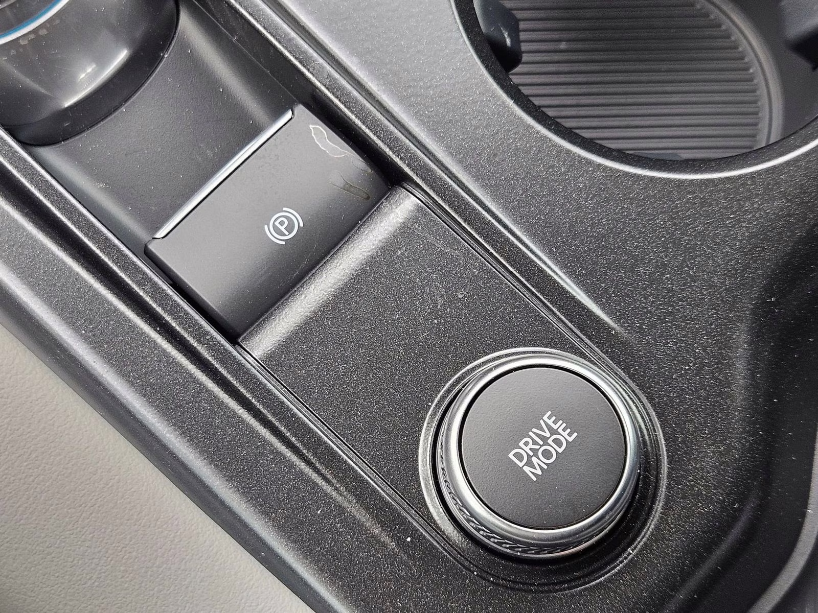 2026 White Metallic Ford Explorer Active RWD SUV