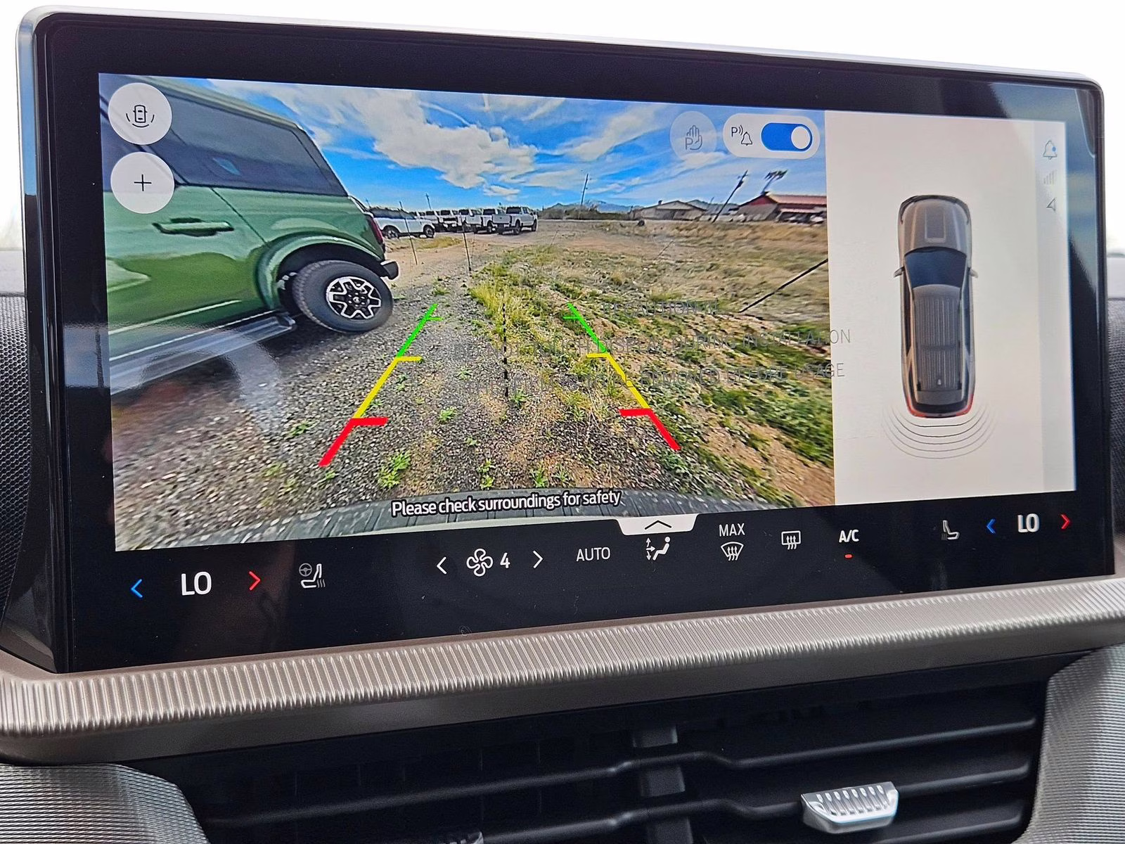 2026 White Metallic Ford Explorer Active RWD SUV