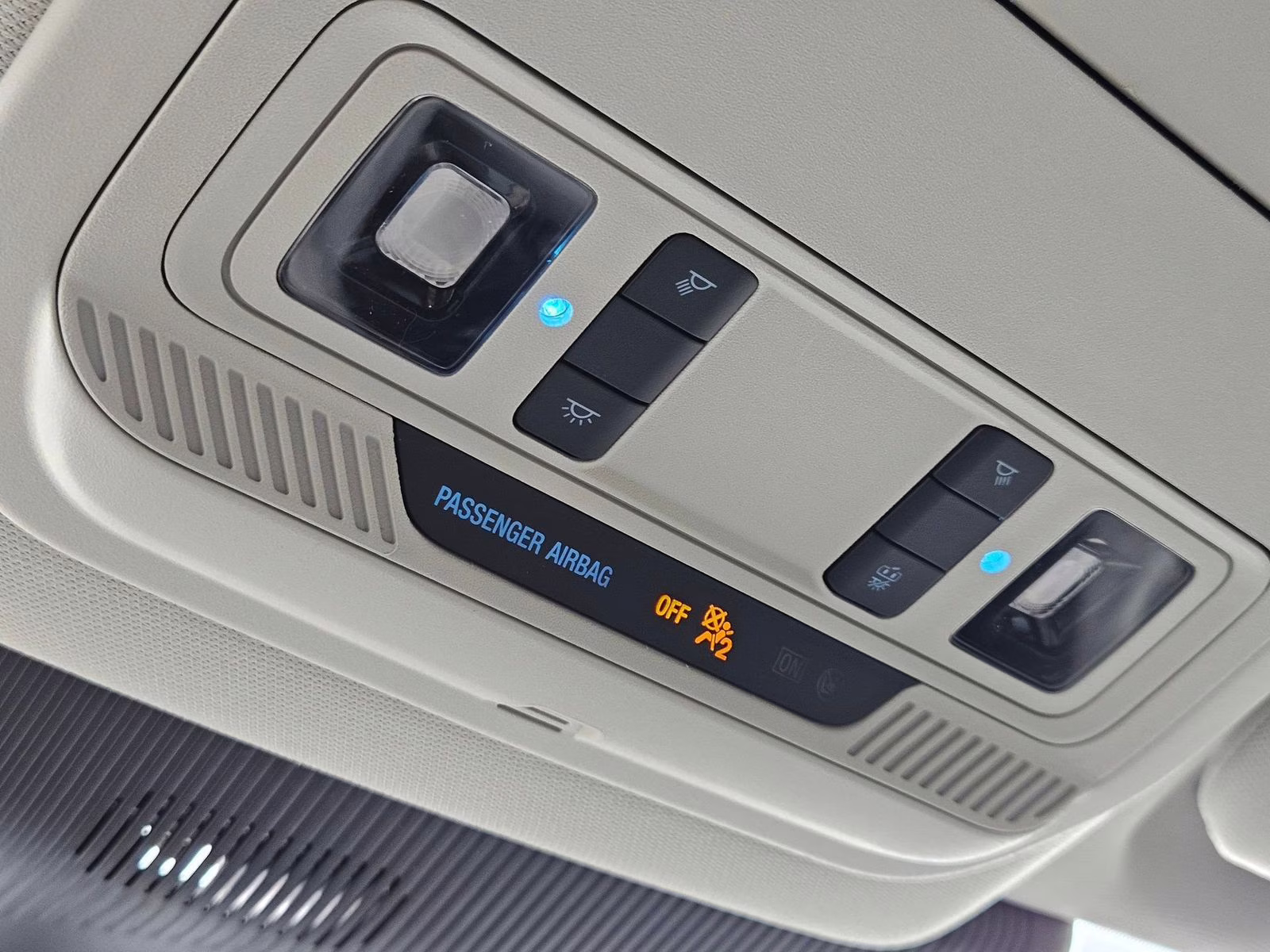 2026 White Metallic Ford Explorer Active RWD SUV