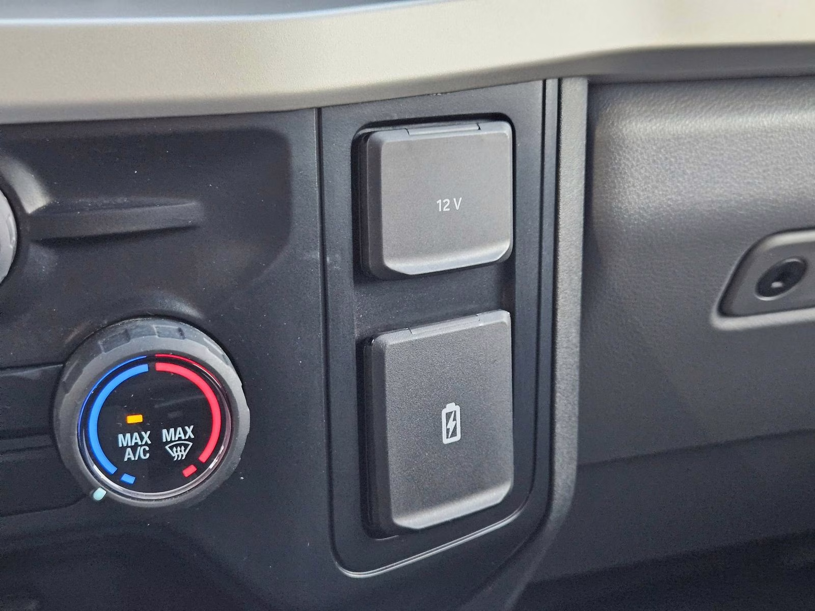 2025 Oxford White Ford Super Duty F-350 SRW XL 4X4 Truck