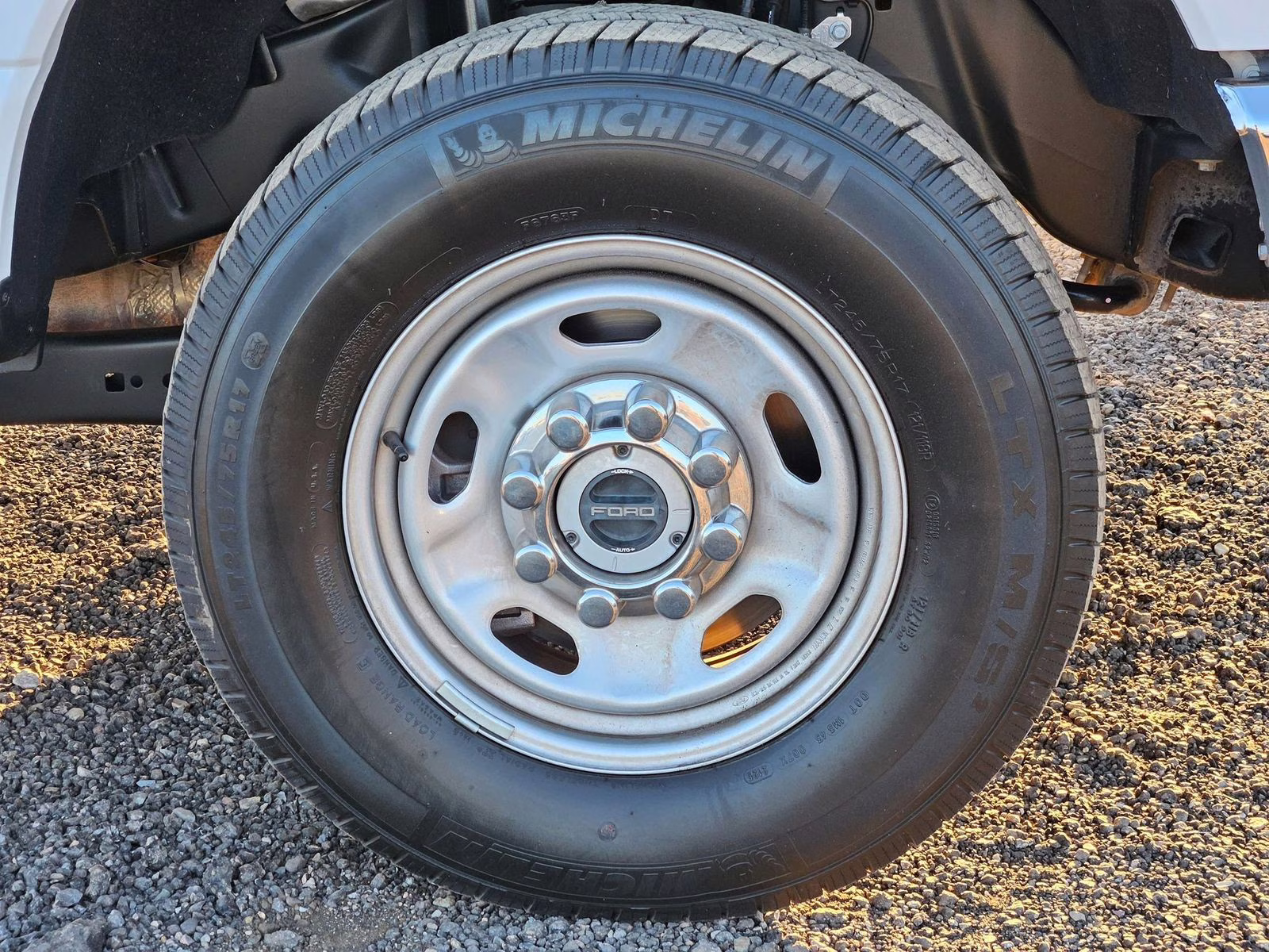 2025 Oxford White Ford Super Duty F-350 SRW XL 4X4 Truck