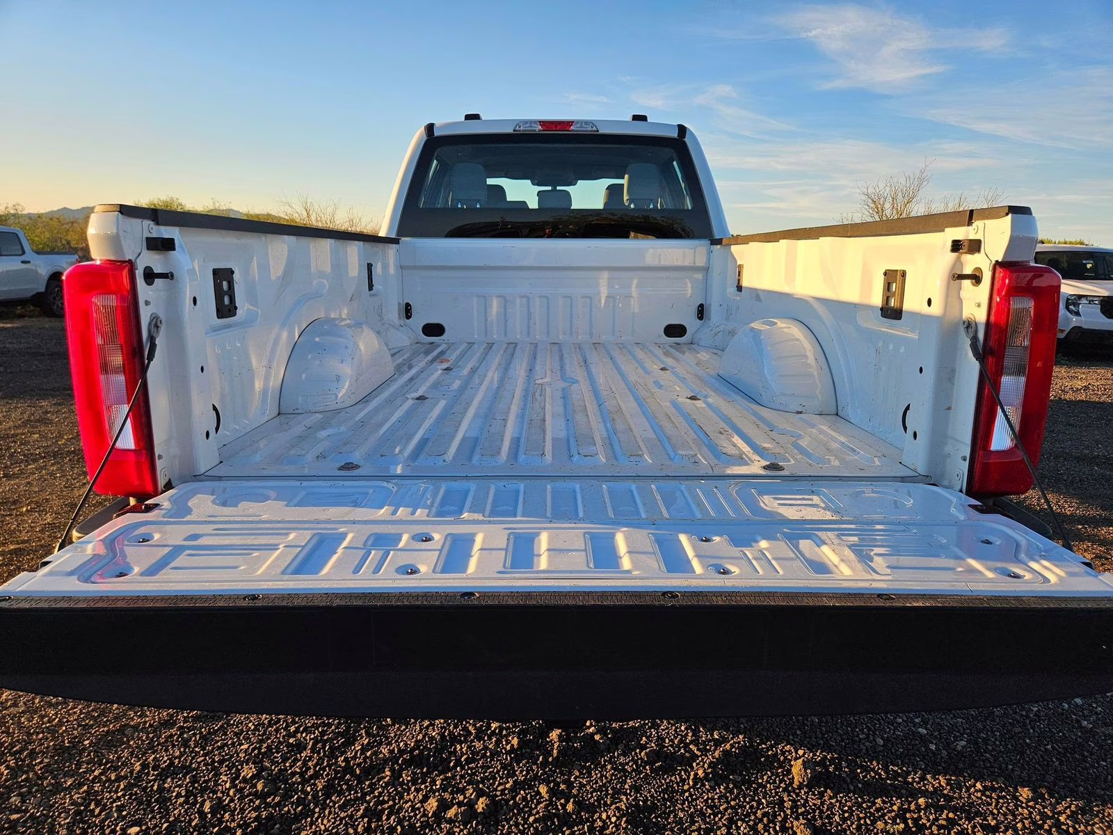 2025 Oxford White Ford Super Duty F-350 SRW XL 4X4 Truck