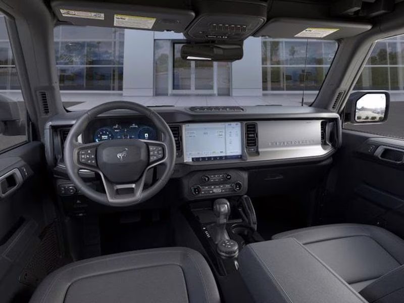 2026 Oxford White Ford Bronco Badlands 4X4 SUV