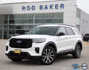 2025 Star White Metallic Tri-Coat Ford Explorer ST-Line 4X4 SUV