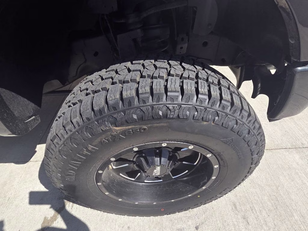 2014 Tuxedo Black Metallic Ford F-150 Platinum 4X4 Truck