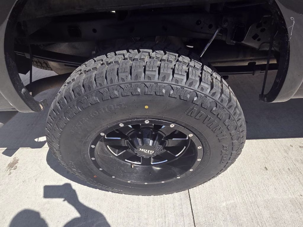 2014 Tuxedo Black Metallic Ford F-150 Platinum 4X4 Truck