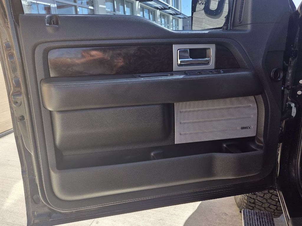 2014 Tuxedo Black Metallic Ford F-150 Platinum 4X4 Truck