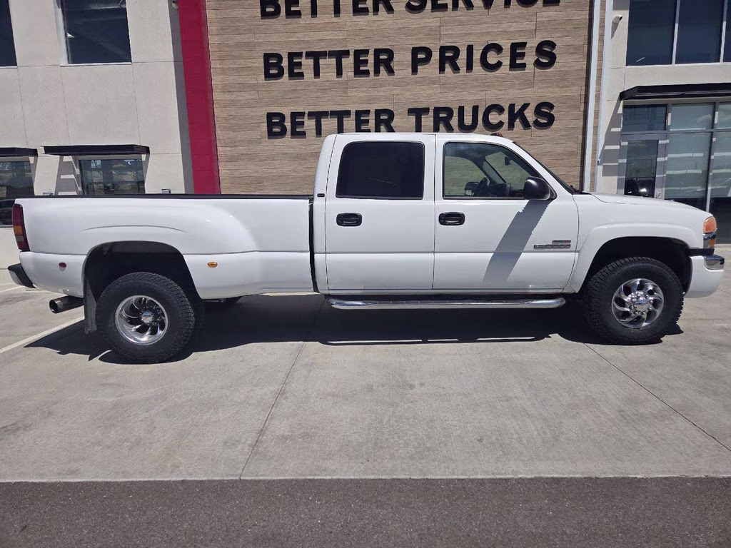 2004 Olympic White GMC Sierra 3500 SLT 4X4 Truck