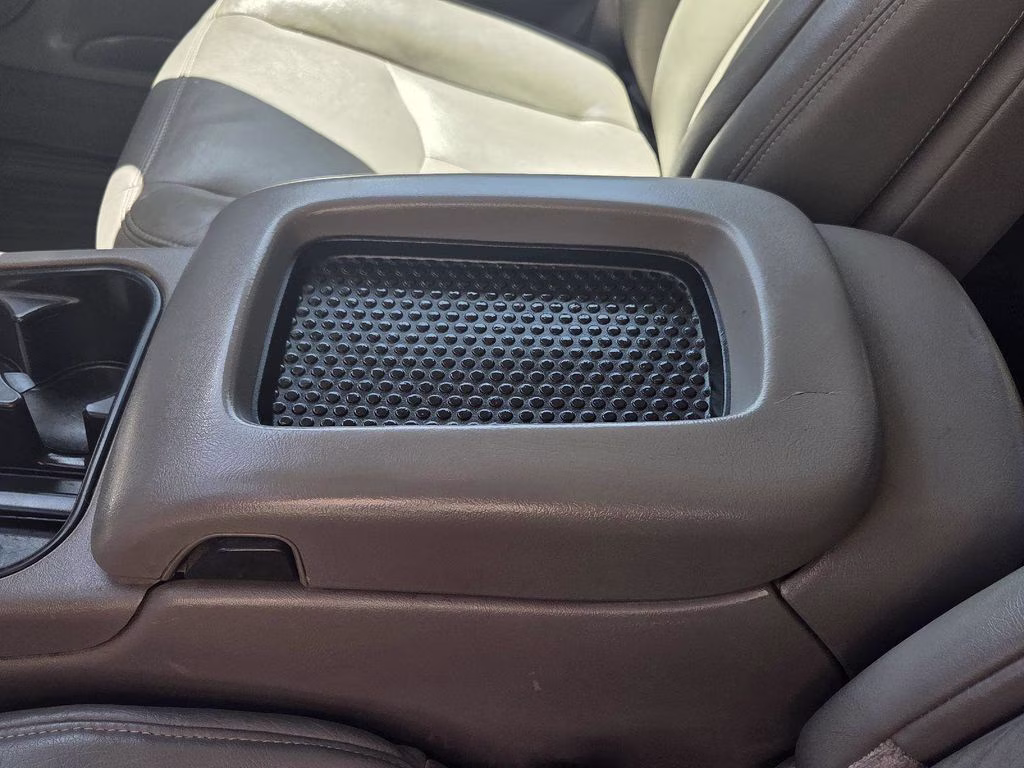 2004 Olympic White GMC Sierra 3500 SLT 4X4 Truck