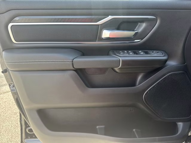 2026 Diamond Black Crystal Pearlcoat Ram 1500 Big Horn RWD Truck