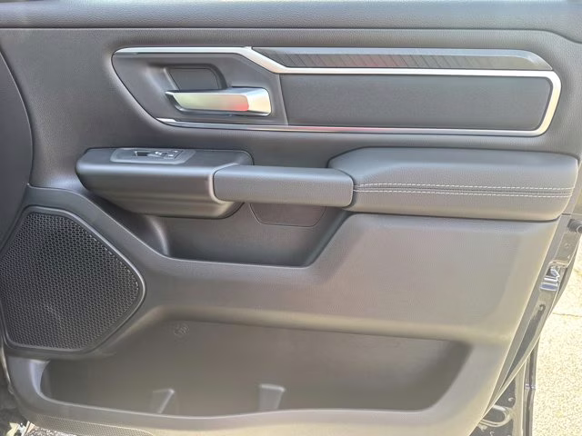 2026 Diamond Black Crystal Pearlcoat Ram 1500 Big Horn RWD Truck