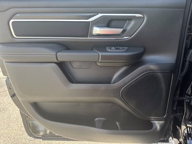 2026 Diamond Black Crystal Pearlcoat Ram 1500 Big Horn RWD Truck