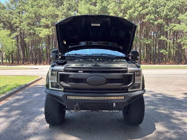 2020 Black Metallic Ford Super Duty F-250 SRW Lariat 4X4 Truck