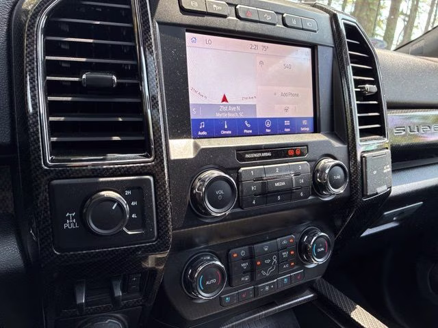 2020 Black Metallic Ford Super Duty F-250 SRW Lariat 4X4 Truck