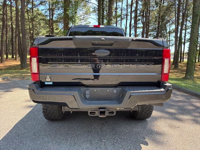 2020 Black Metallic Ford Super Duty F-250 SRW Lariat 4X4 Truck