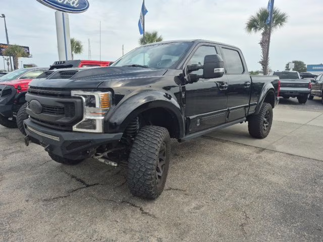 2020 Black Metallic Ford Super Duty F-250 SRW Lariat 4X4 Truck