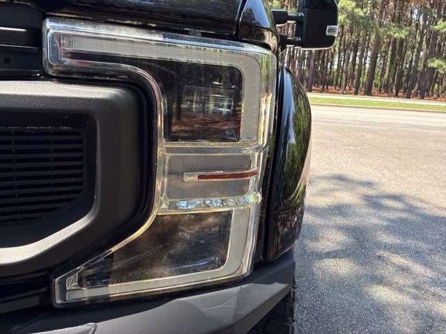 2020 Black Metallic Ford Super Duty F-250 SRW Lariat 4X4 Truck